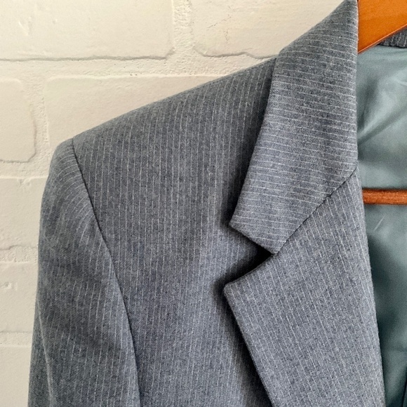 Vintage Men/Unisex Blazer Blue/Gray/Teal Pinstripe 100% Wool Sz 42L Oversized - Picture 3 of 12